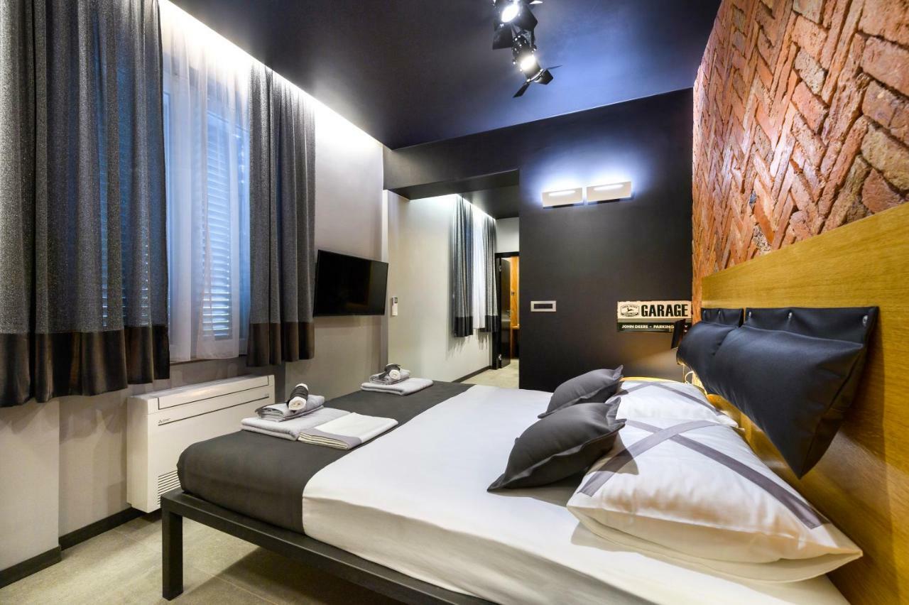 Split Industrial Design Rooms Exteriér fotografie
