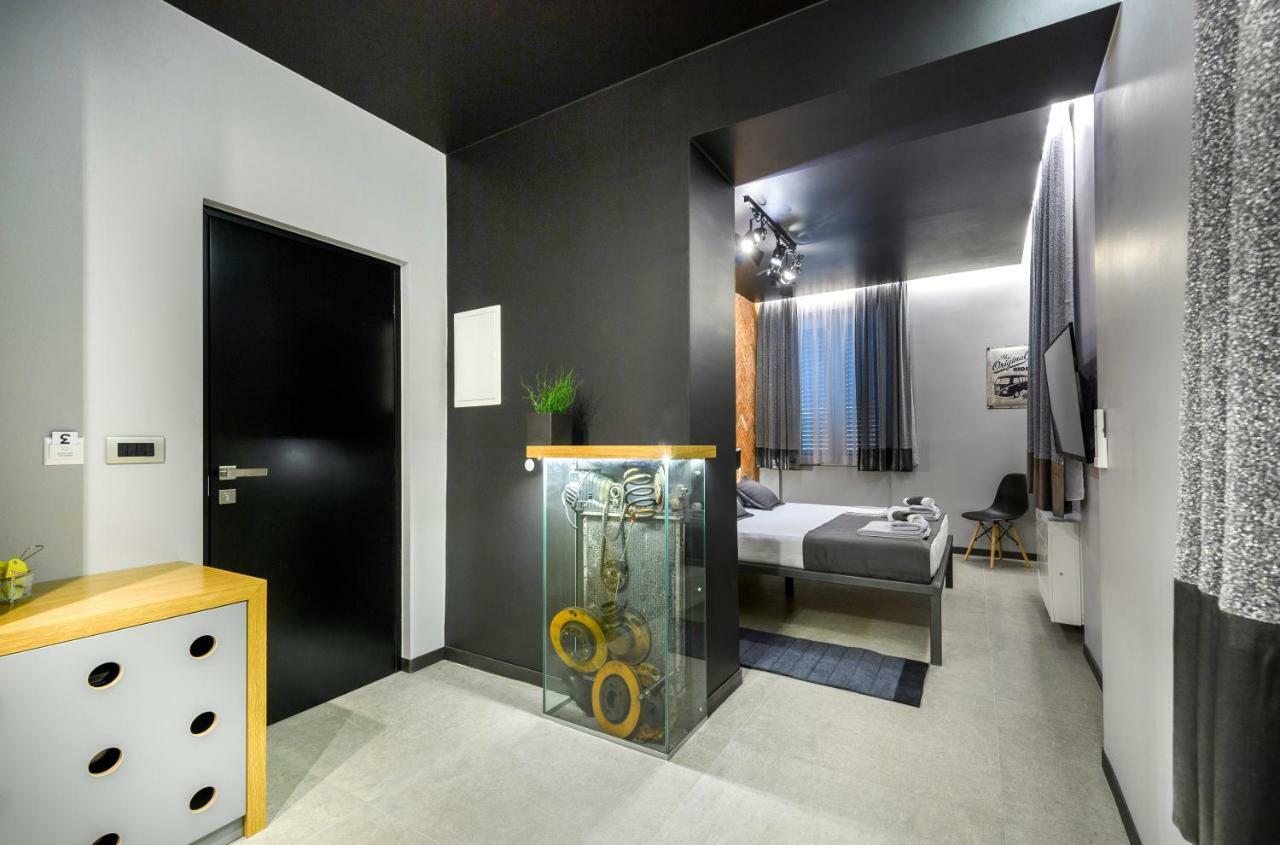 Split Industrial Design Rooms Exteriér fotografie